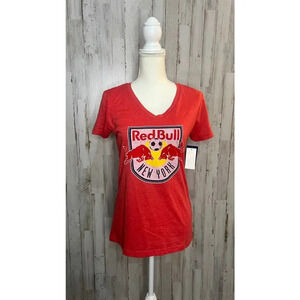 NWT Women's New York Red Bulls V-Neck T-Shirt Red Size Small‎ Sports Team Spirit